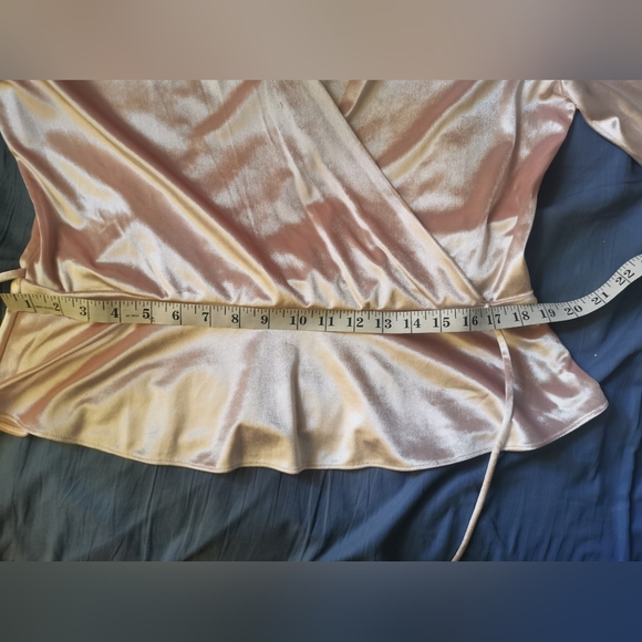 Velvet blouse - Picture 7 of 11